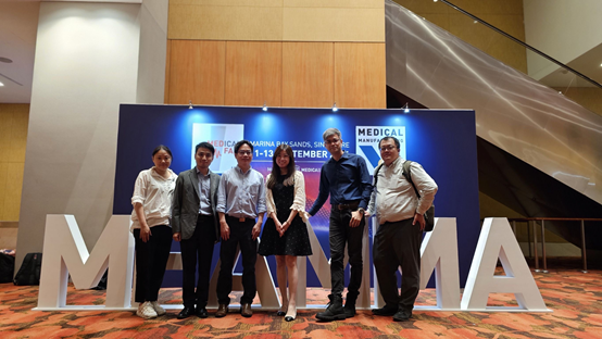 循體欣/全家寶/思邁 新加坡華麗登場