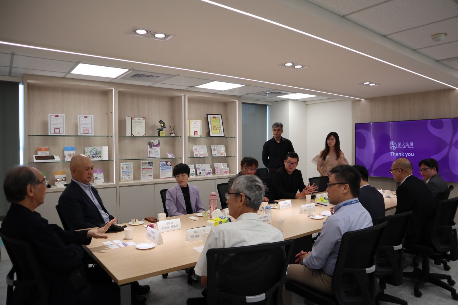 祝榮文生醫新居落成，生意興隆